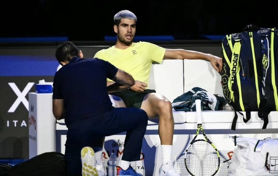 阿尔卡拉斯因伤退出戴维斯杯