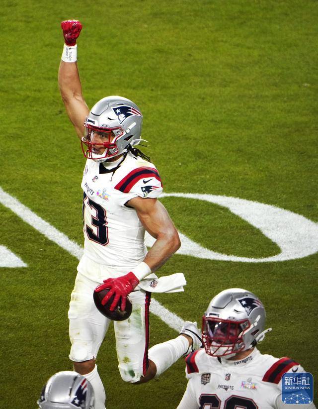 橄榄球 | 西雅图海鹰队夺得超级碗